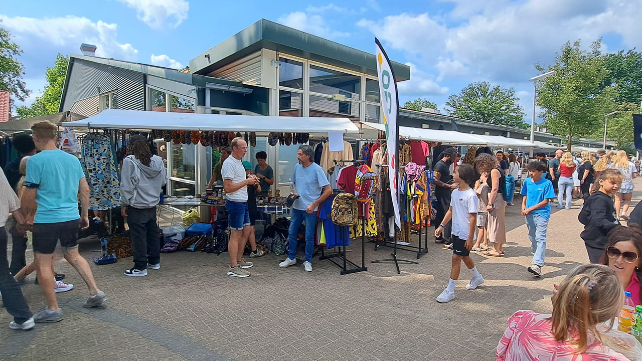 Zomerbraderie op camping de Betteld