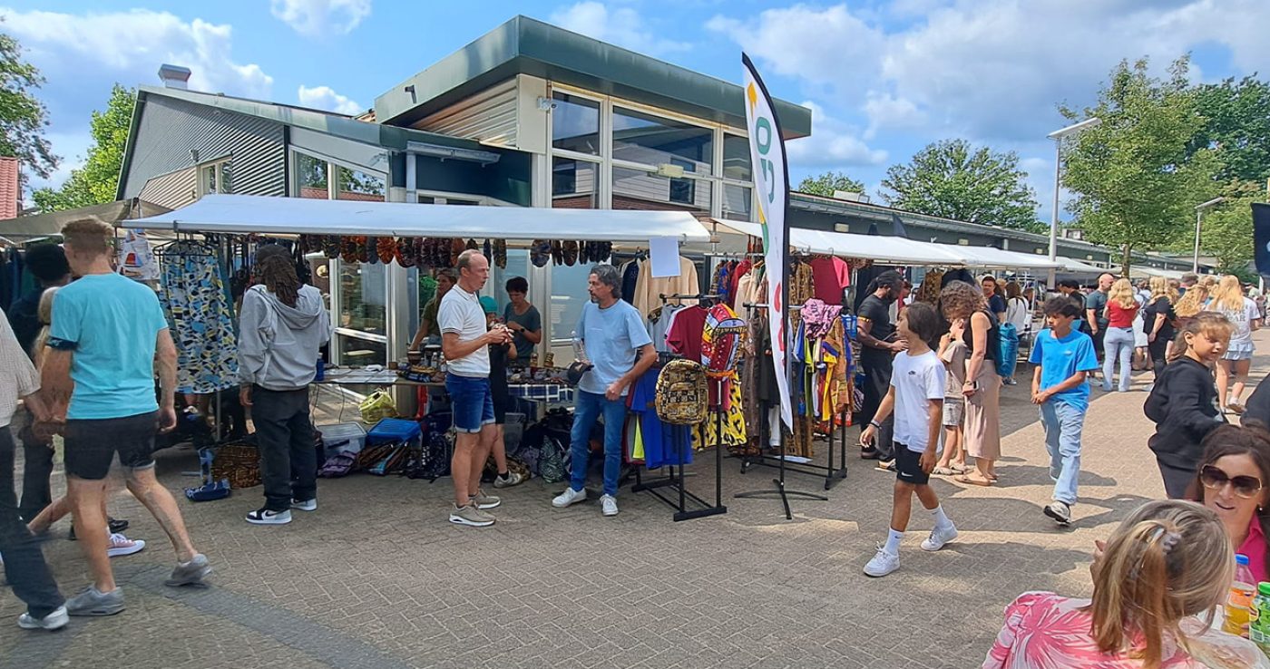 Zomerbraderie op camping de Betteld